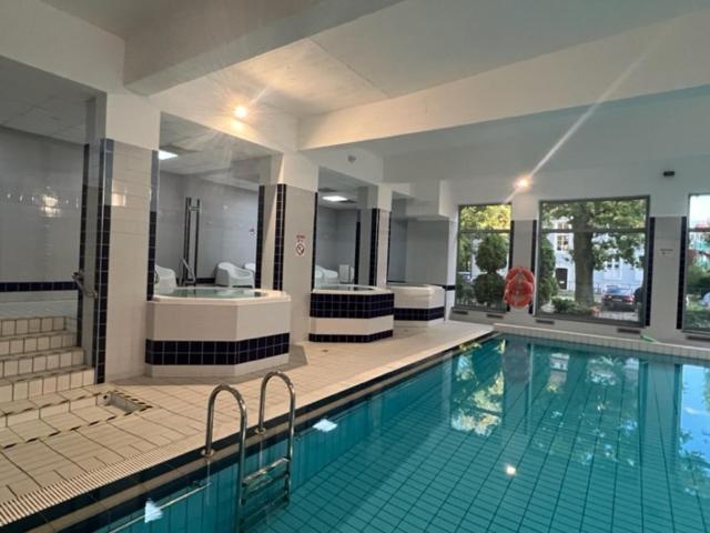 קולובז'ג Olymp 114 I 120 Z Basenem, Sauna I Jacuzzi W Cenie מראה חיצוני תמונה