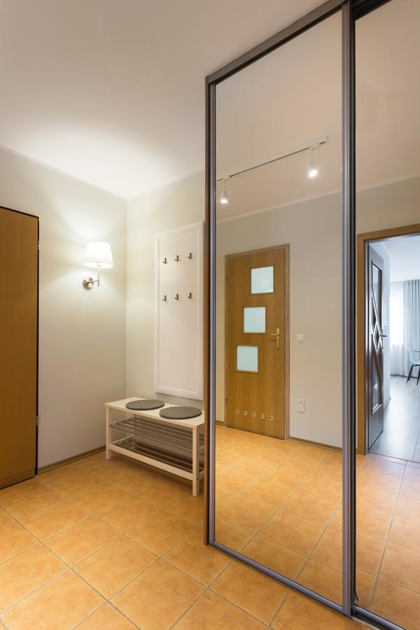 קולובז'ג Olymp 114 I 120 Z Basenem, Sauna I Jacuzzi W Cenie מראה חיצוני תמונה
