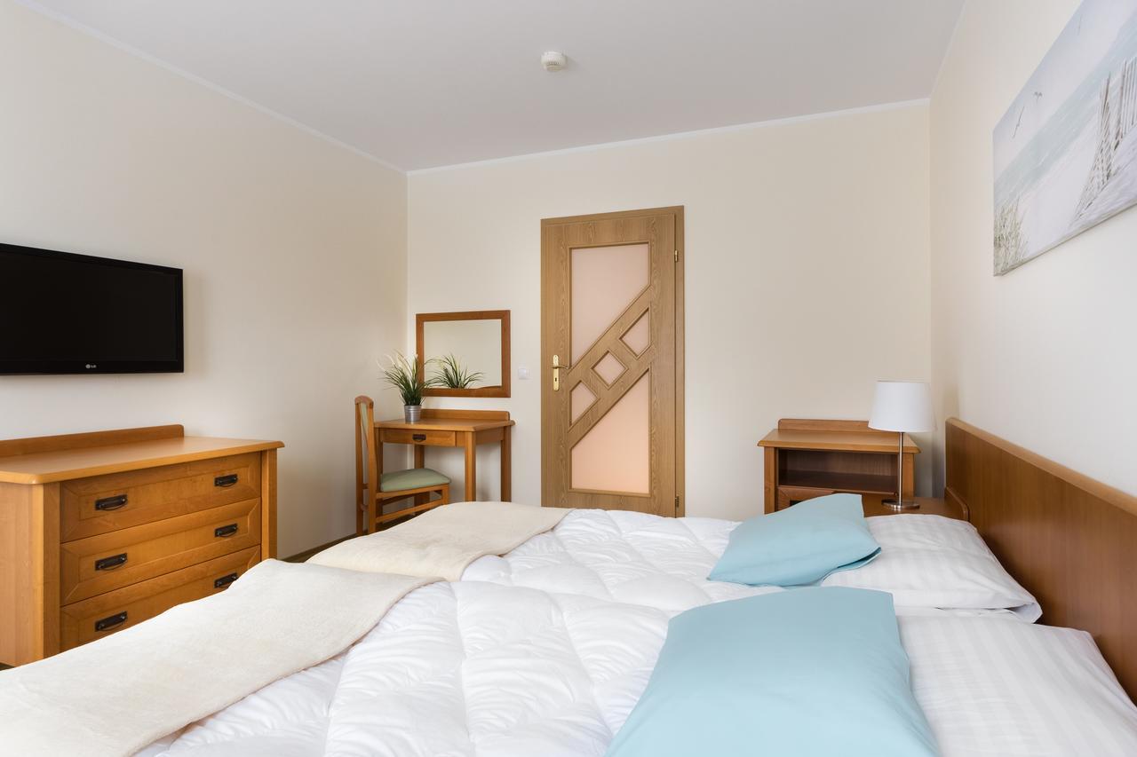קולובז'ג Olymp 114 I 120 Z Basenem, Sauna I Jacuzzi W Cenie מראה חיצוני תמונה