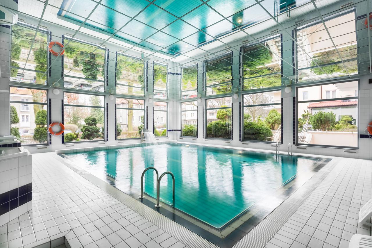 קולובז'ג Olymp 114 I 120 Z Basenem, Sauna I Jacuzzi W Cenie מראה חיצוני תמונה